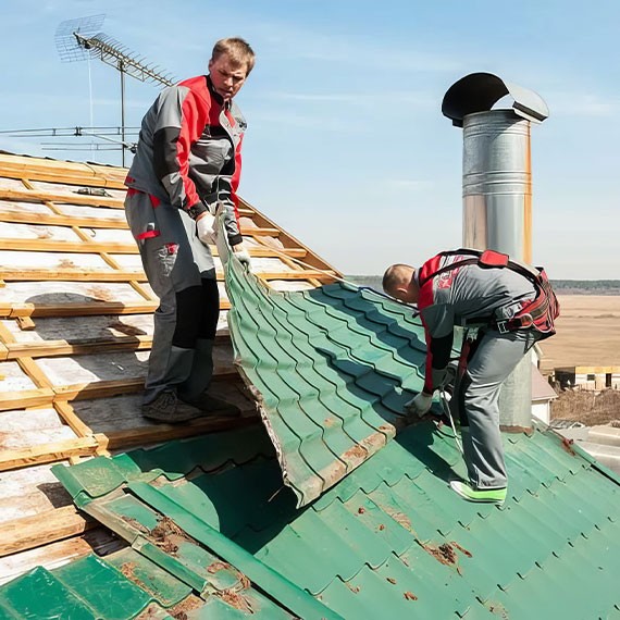 Демонтаж кровли и крыши в Калининске и Саратовской области